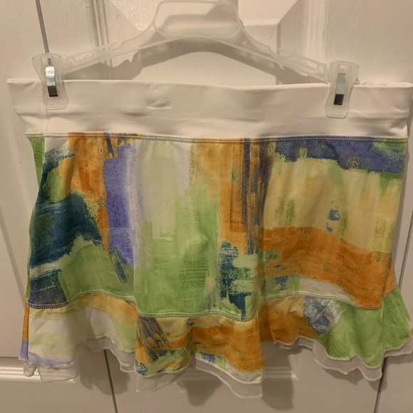 Tennis/pickleball skirt with undershorts. Lovely colors! - Picture 1 of 2